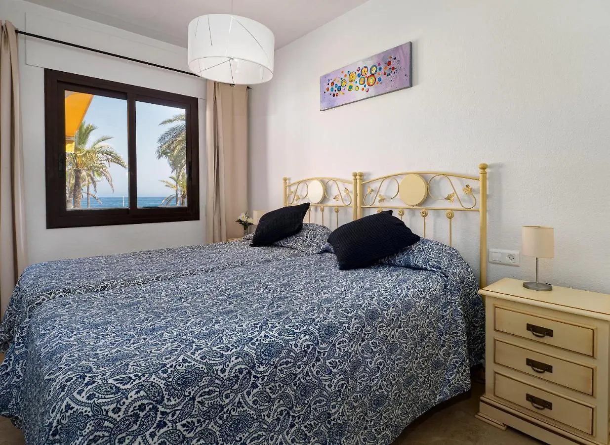 Frontline Beach Apartment Marina Real 5009 Manilva 0*,  Španělsko